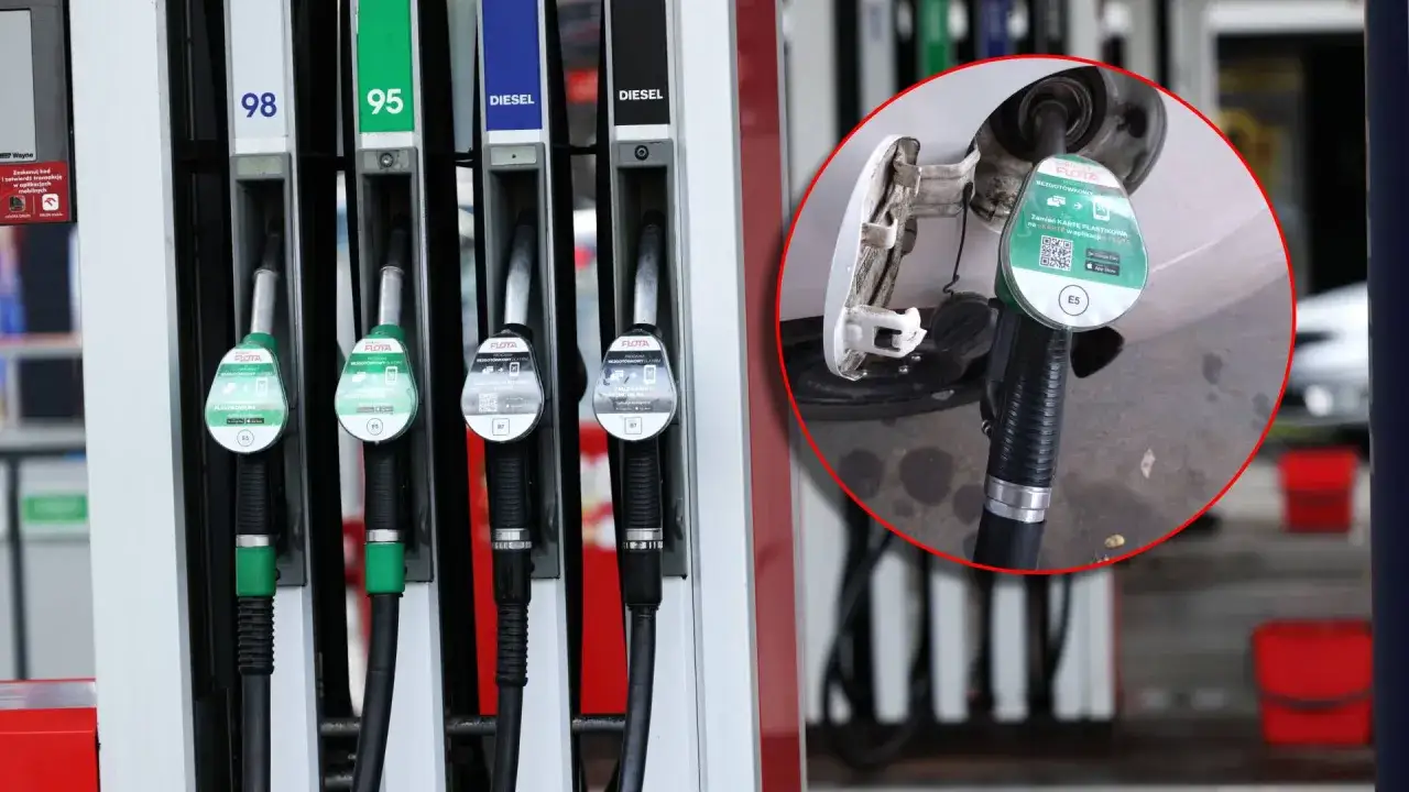 Dystrybutory benzyny i diesla na stacji paliw. W powiększeniu widać pistolet do tankowania z etykietą E5, informującą o możliwości wymiany karty plastikowej na kartę w aplikacji.